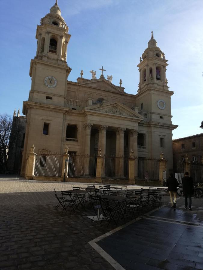 Calle Ansoleaga A 100 Mts Del Ayuntamiento Παμπλόνα Εξωτερικό φωτογραφία